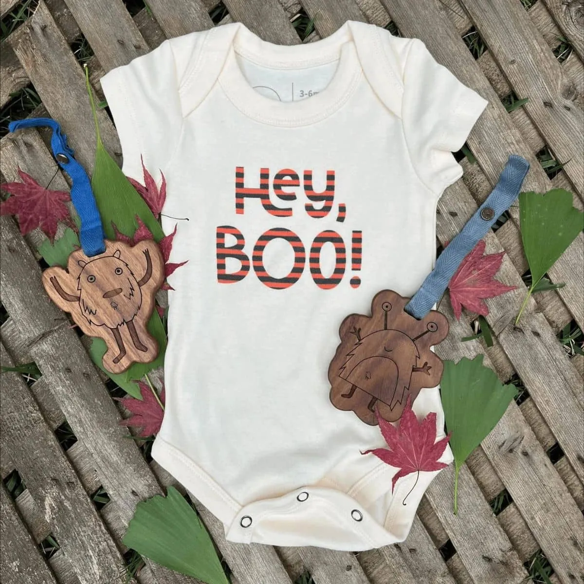 Finn and Emma Organic Short Sleeve Bodysuit - Hey Boo