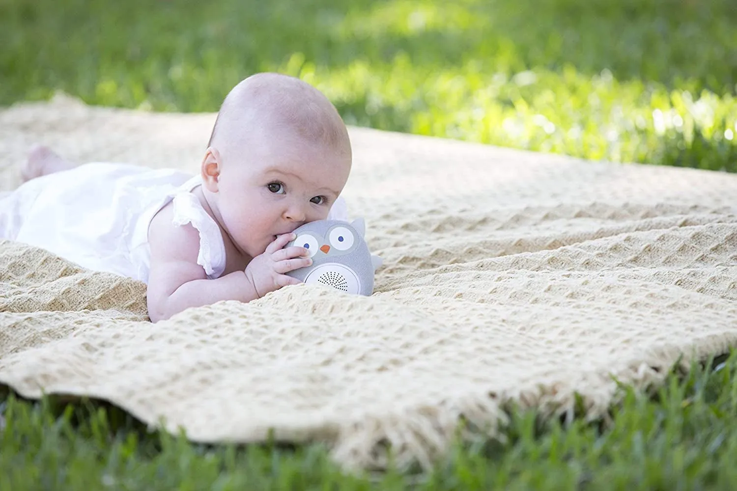 Wavhello Portable Baby Sleep Soother - Rechargeable Bluetooth Noise Machine Travel Sound Speaker Great for Cribs, Strollers, Car Seat and More - Ollie the Owl Soundbub, Grey